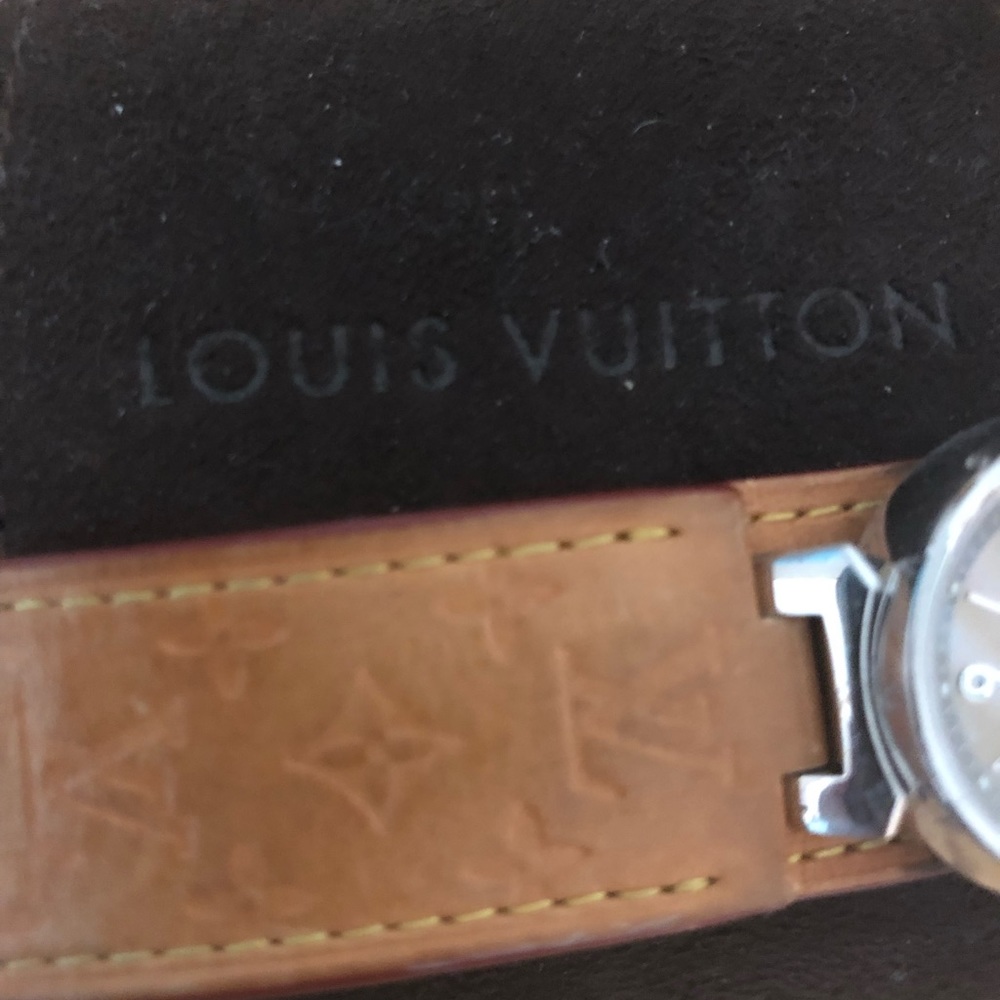 LV Ladies Watch - Picture 2 of 2